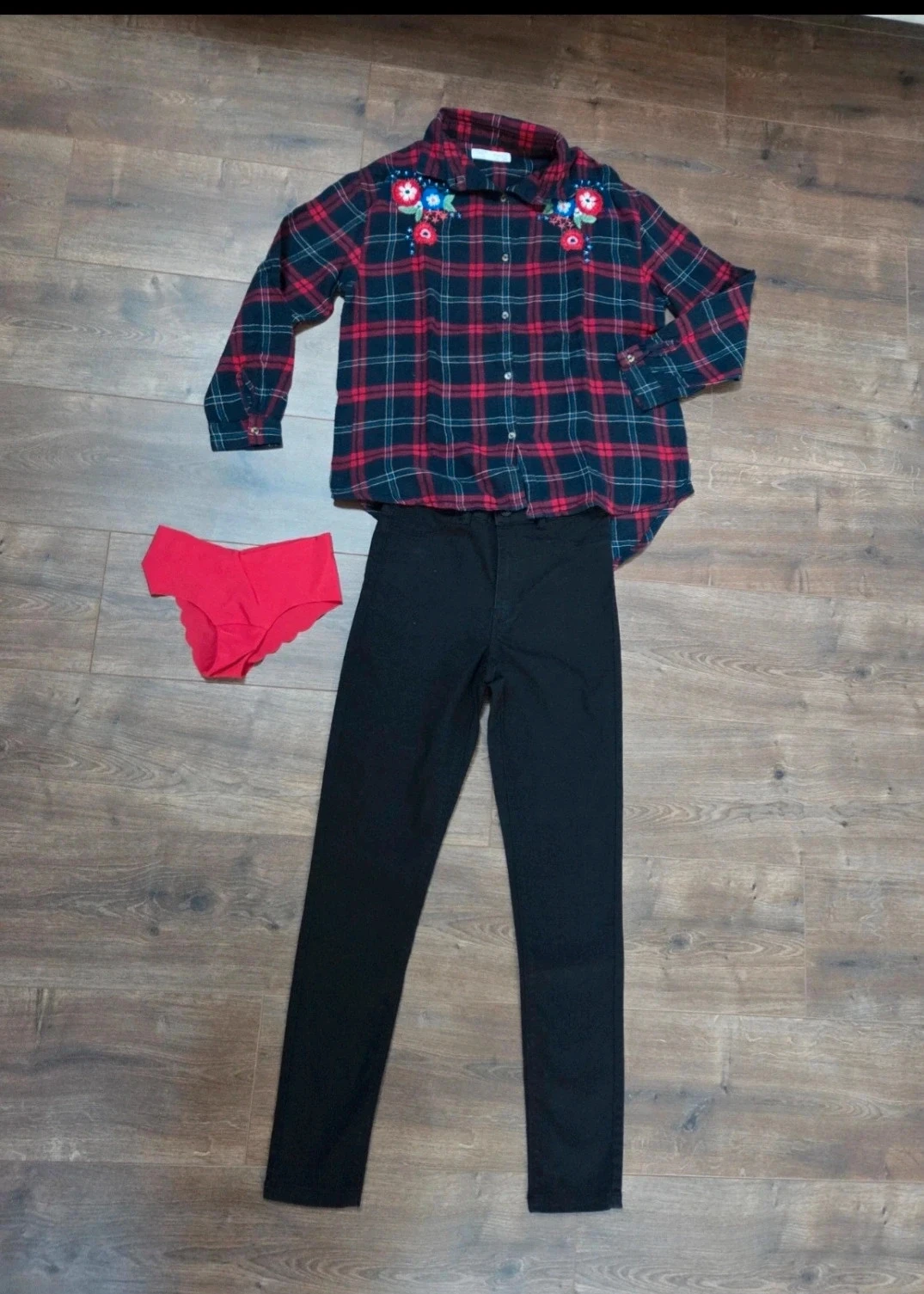 Jeans preto e camisa xadrez 12 anos – photo 6